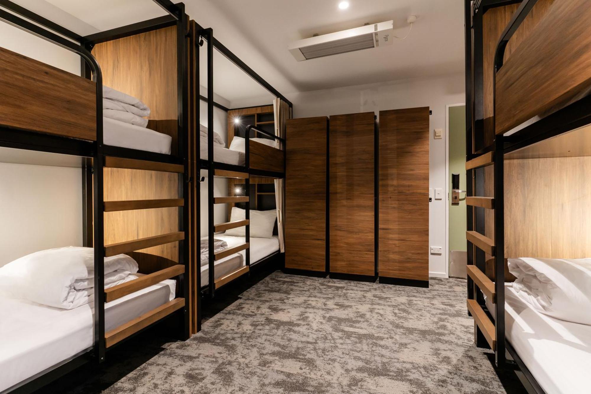 Хостел Haka House Веллингтон Экстерьер фото A room at the hotel